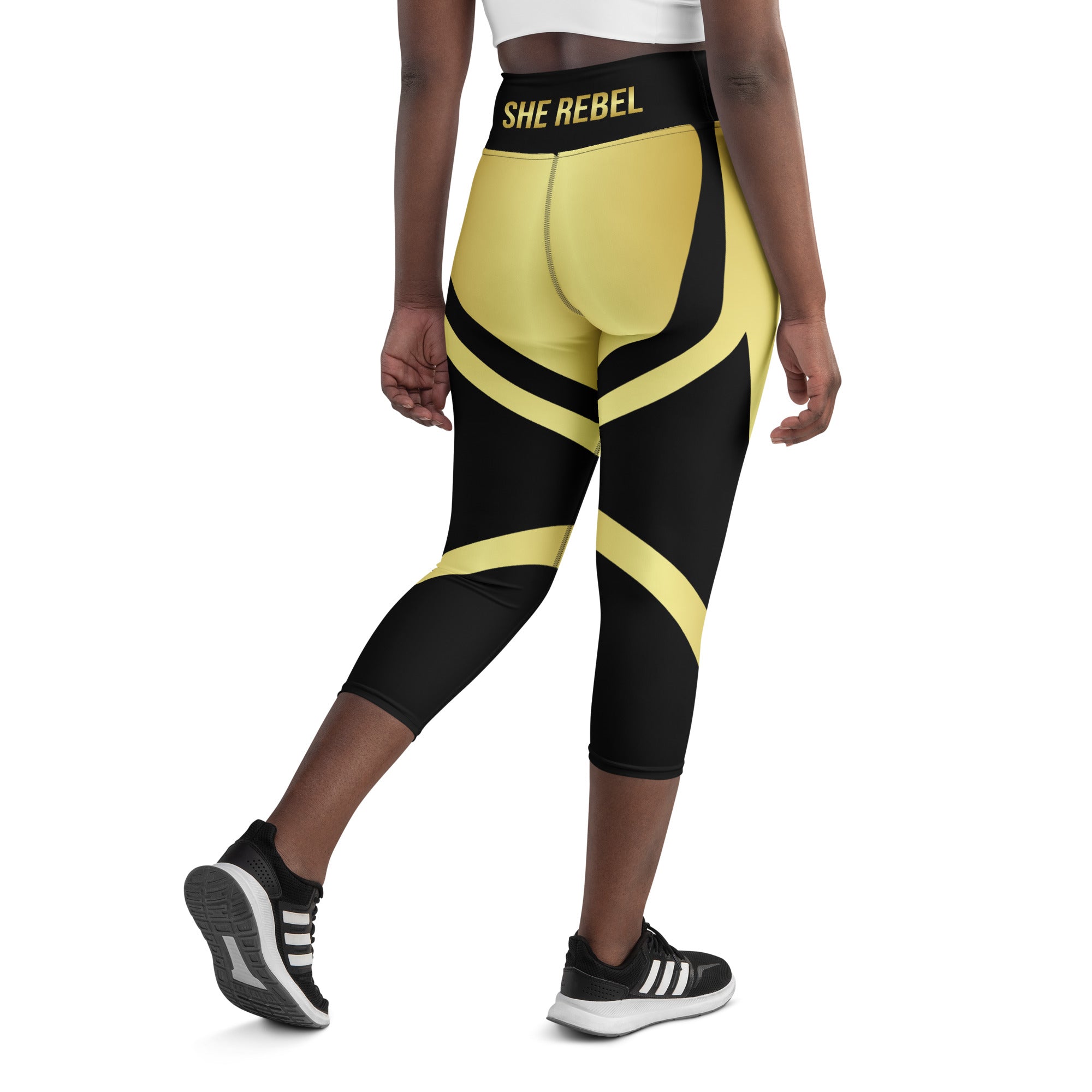 Black & Gold Heart Shaped Yoga Capri Leggings